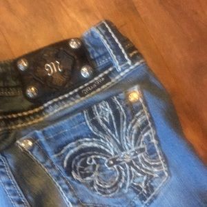 Miss Me Sz 25 Capri Jeans
